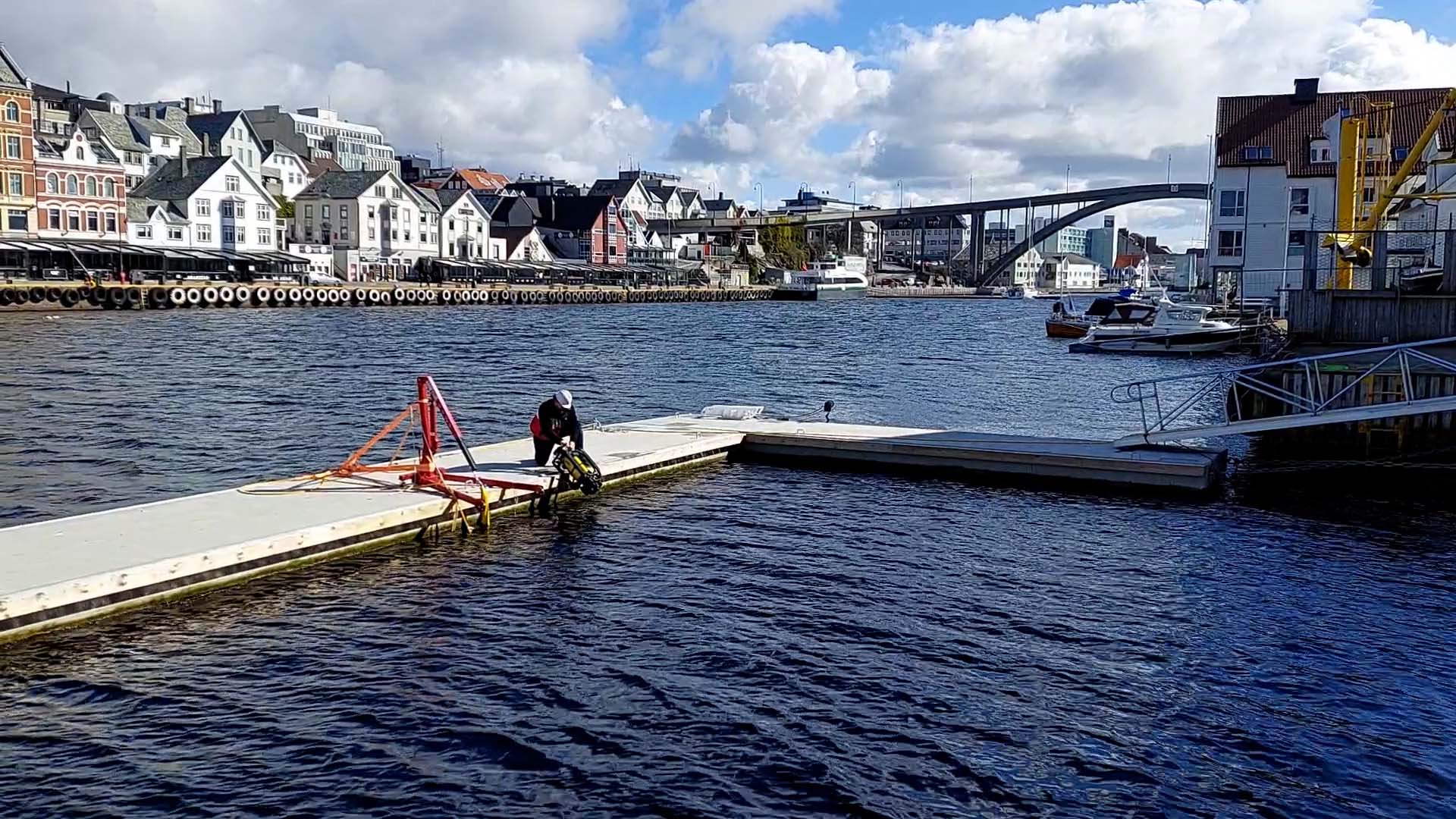 Launching the resident AUV, ARV-i, for testing in Haugesund, Norway.